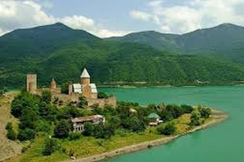 From Tbilisi: Kazbegi & Caucasus Mountains Photo Tour