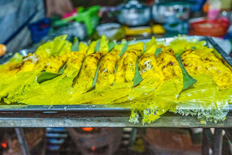 Tour mattutino del mercato e della gastronomia di Phnom Penh in Tuk Tuk