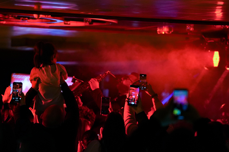 Stambuł: magia Bosforu, pełny posiłek i turecki showAlcohol Menu Meeting on point