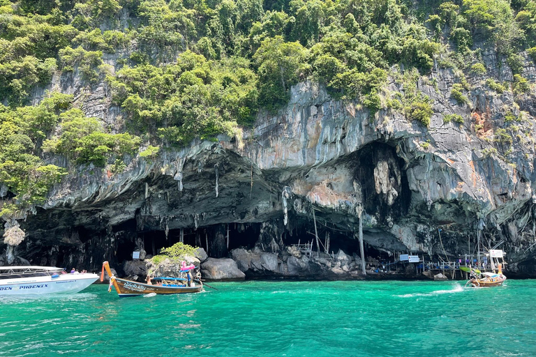 Phuket : Phi Phi Monkey Beach with Snorkeling & Lunch