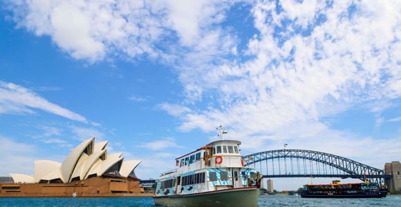 Sydney: Aboriginal Cultural Cruise with Clark Island Tour