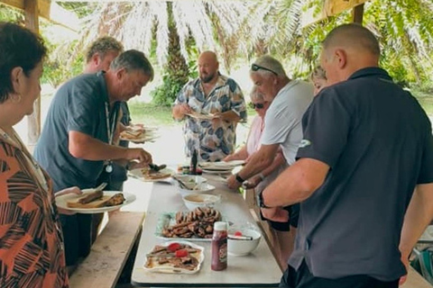 Port Vila: Efate Island Full-Day Tour with BBQ Lunch
