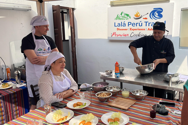 利马 - 米拉弗洛雷斯：秘鲁烹饪课程、皮斯科酸酒与热带水果利马 - 米拉弗洛雷斯：秘鲁烹饪课程、皮斯科酸酒和热带水果