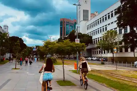 ¡Recorrido en bici por el centro de la ciudad y la costa de Río!