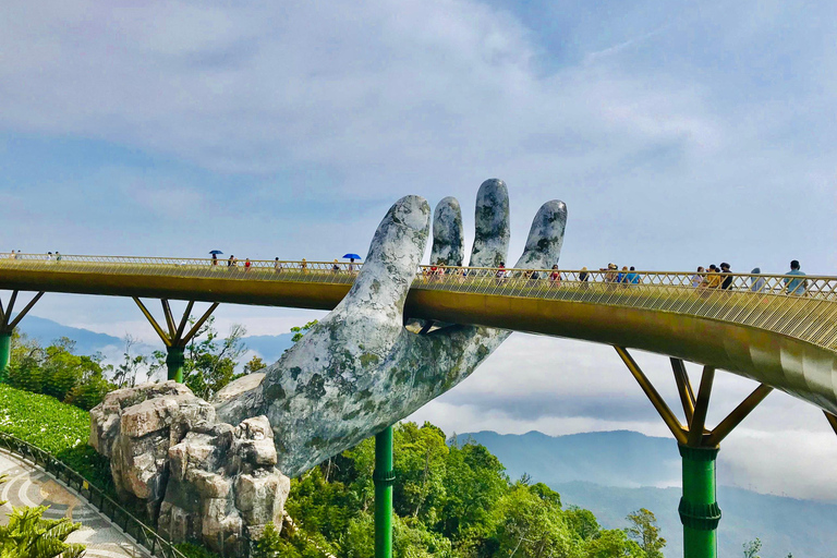 Traslado particular para Ba Na Hill e Golden BridgeServiço de busca em Da Nang