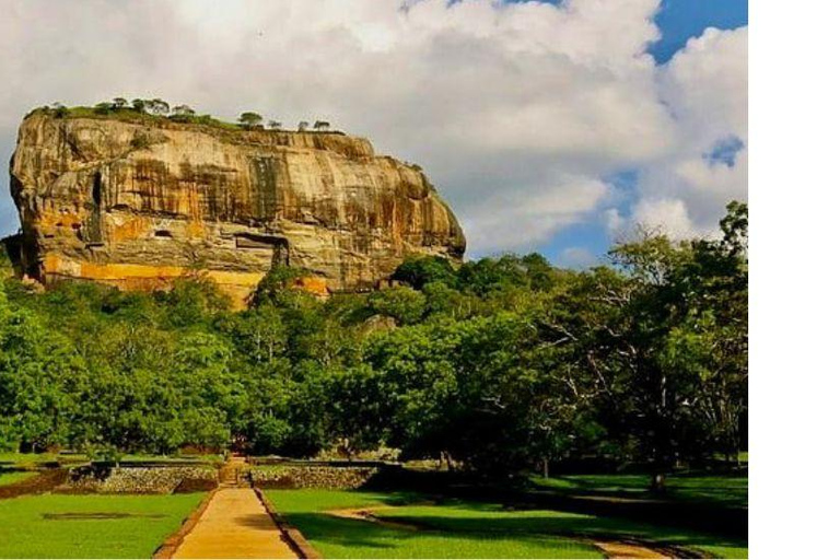 Colombo to Ella Tour: 3-Day (Sigiriya, Kandy & Nuwara Eliya)