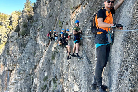 Marxuquera: La Falconera Via FerrataMarxuquera: Via Ferrata Falconera