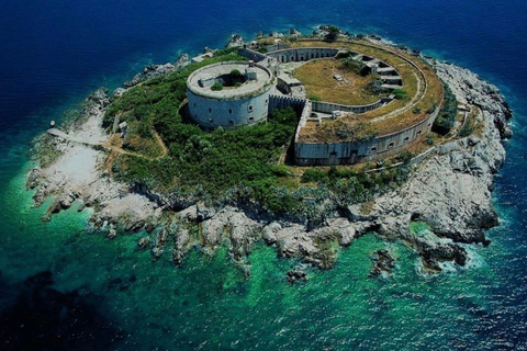 Risan: Blue Cave, Our Lady Of The Rocks, Mamula Island...Risan: Blå grottan, Our Lady Of The Rocks, Mamula Island...