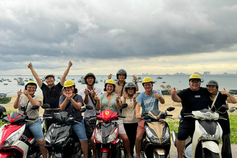 Excursão turística de meio dia à cidade de Da Nang em motaPasseio de mota