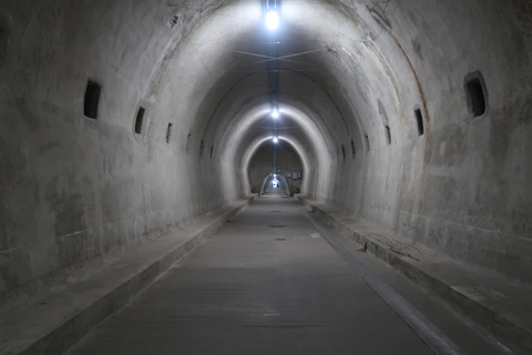 Zagreb: 2-Hour Walking Tour, Polish Speaking Guide