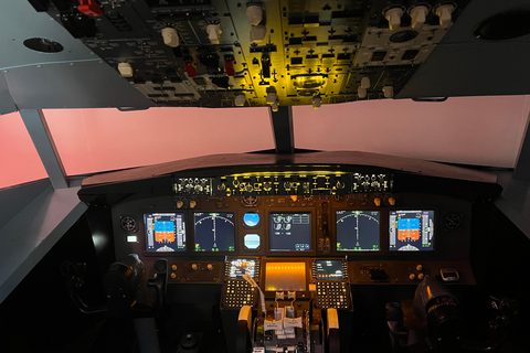 Adelaide: VIP Boeing 737 Flight Simulator Experience Half Day Flight Simulator Experience based on the Boeing 737
