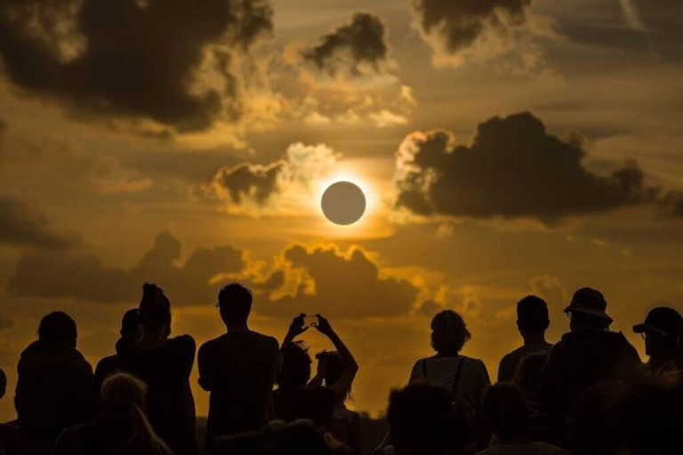 Bilbao: Total Solar Eclipse Amid Vineyards with Dinner ⭐ Bilbao: Total Eclipse among Vineyards with Dinner ⭐