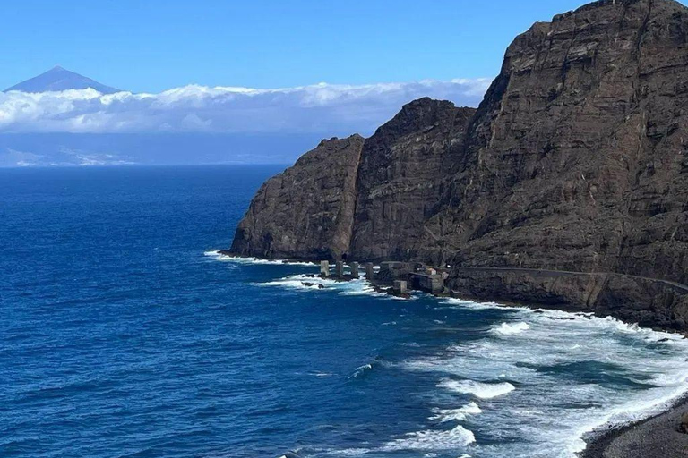 From Tenerife: La Gomera Day Trip (Romanian-speaking guide)