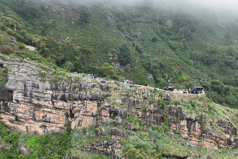 Belihuloya: Baker's Bend Jeep Tour with Hotel Pickup