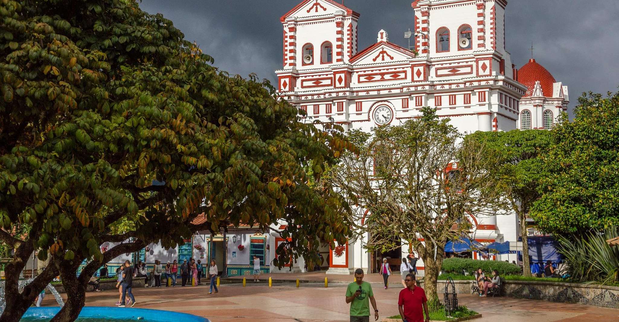 Guatape Tour & Piedra del Peñol - Housity