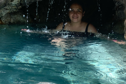 Depuis Mexico : sources chaudes et bains thermaux dans les grottes de TolantongoAu départ de Mexico : sources chaudes et bains thermaux dans les grottes de Tolantongo