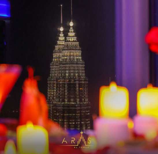Куала-Лумпур: ресторан ARAS у KL Tower, вечеря зі шведським столом