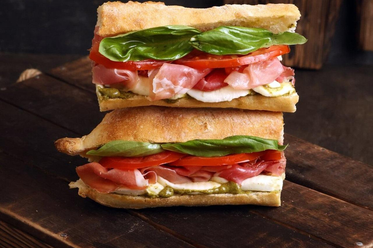 Mediterraan feest: culinaire ontsnapping in het hart van Jerevan