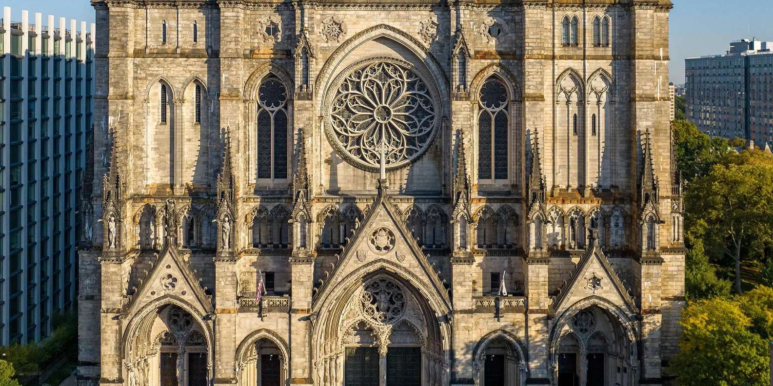 聖約翰大教堂：自助遊| GetYourGuide