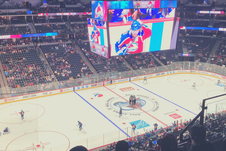 Denver Entradas para el partido de la NHL de los Colorado Avalanche en el Ball ArenaAsientos económicos