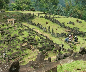 Cianjur: Full-Day Historical Tour of Gunung Padang and Falls