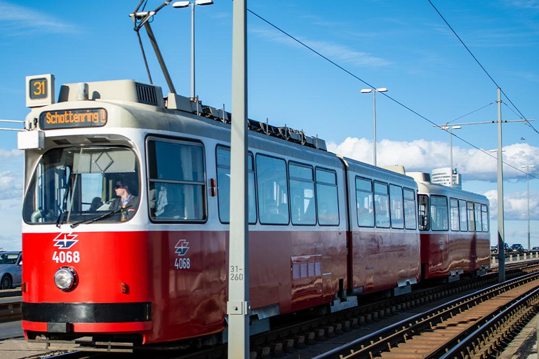 MegaCombo de Viena: Schönbrunn, Sisi, tour a pie y trasladosMegacombo de Viena: Schönbrunn, Sisi, tour a pie y traslados