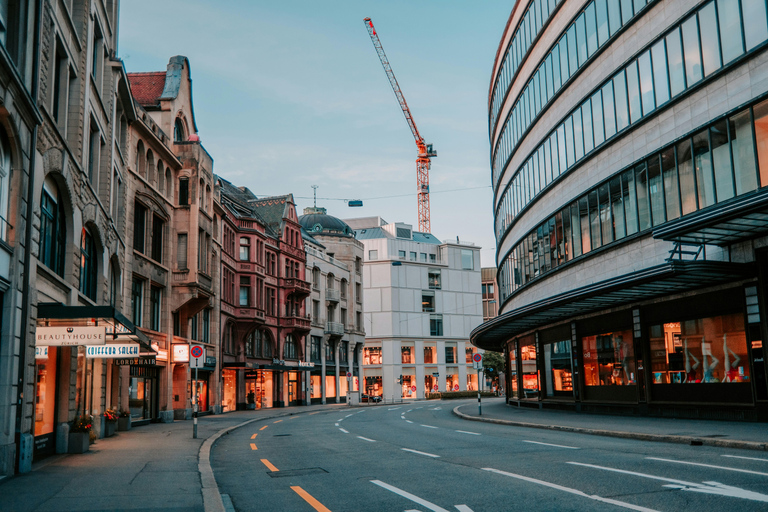 Zurich: Private Banking, Luxury Shopping & Gold Coast Cruise