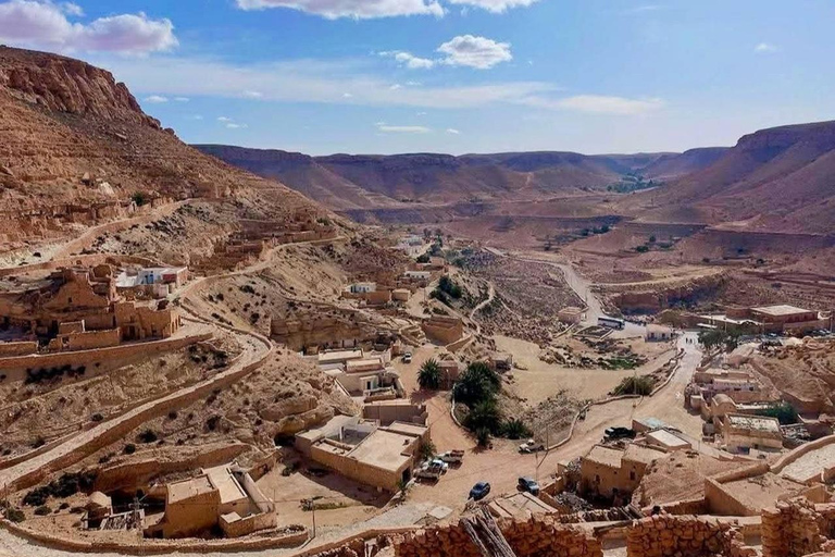 From Djerba/Zarzis: Full-Day Ksar Ghilane Desert Tour