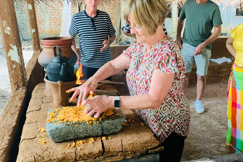 Anuradhapura: clase de cocina tradicional de roti de coco frescoAnuradhapura: Clase de cocina tradicional de roti de coco fresco