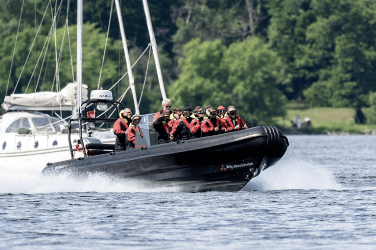 Stockholm: RIB Speed boat tour incl. island visit Speed boat tour and archipelago island visit