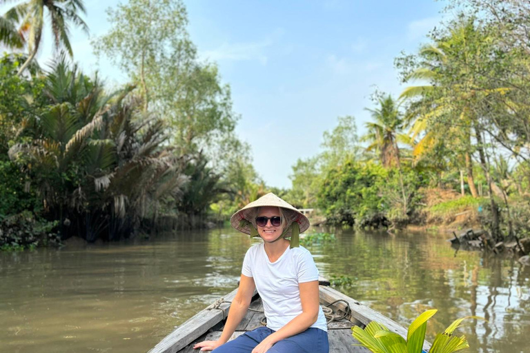 Can Tho: Floating Market, Canal, Cacao Farm & Mekong' Life Private tour with English speaking guide