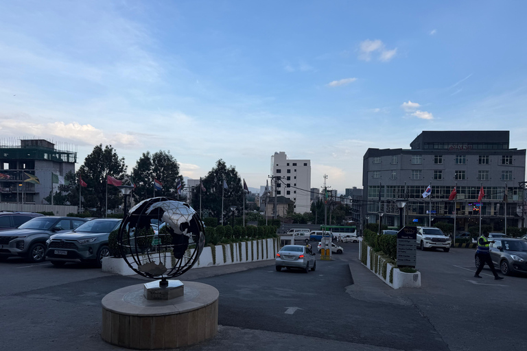 Addis Ababa: Guided Hop-On Hop-Off Tour with Guide