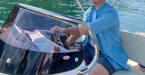 Lake Como: 2-Hour Self-Drive Boat Rental