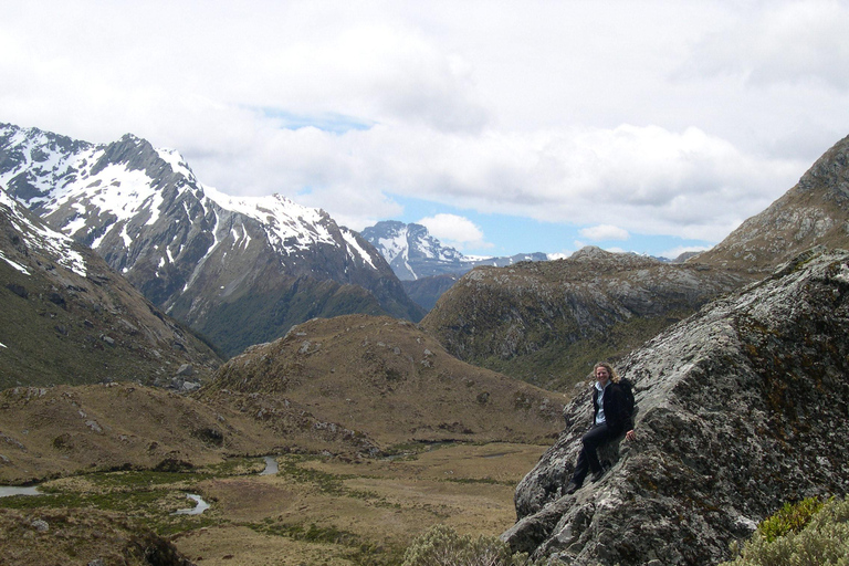 Queenstown: Geführte Ganztages- oder Halbtageswanderung auf dem Routeburn TrackRouteburn Track – geführter Naturrundgang – halbtägig