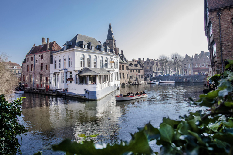 Brussels: Tour Bruges &amp; Ghent with Cruise + Chocolate visitTour in English