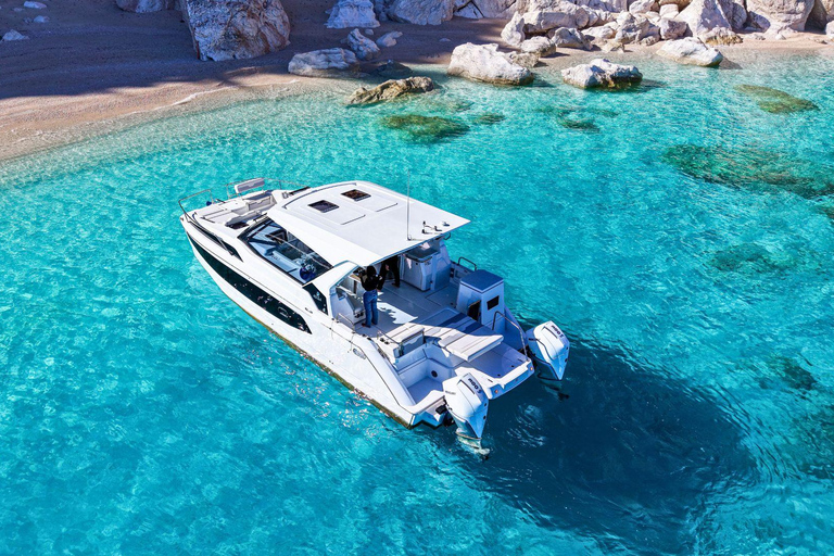 Cala Gonone: Gulf of Orosei Catamaran Cruise with Aperitif