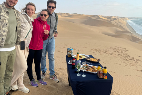 Walvisbay: Sandwich Harbour 4x4 Tour-Unparalleled Experience