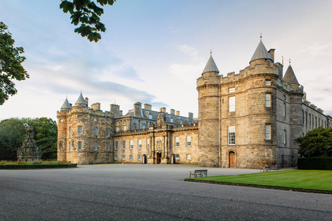 Edinburgh: Castle Guided Tour & Holyrood Palace Ticket