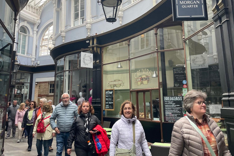 كارديف: جولة طعام نكهات المدينة مع مرشد سياحي تتضمن 8 تجارب تذوقكارديف: جولة طعام نكهات المدينة مع م