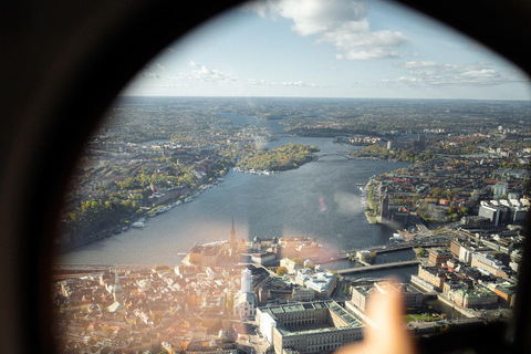 Sobrevuela Estocolmo en helicópteroTour en helicóptero sobre Estocolmo