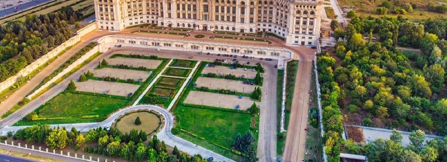 Visite de Bucarest : Parlement, maison de Ceausescu et musée du village