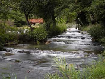 De Trogir, Seget e Okrug: Visita cultural às cascatas de Krka