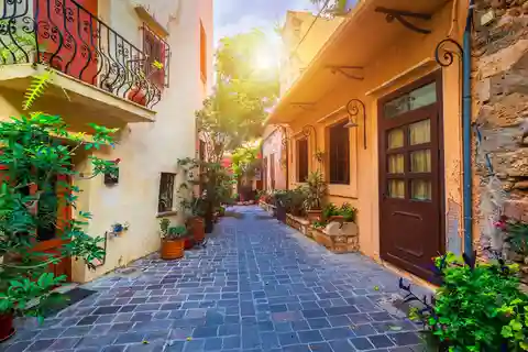 Rethymno Bali & Panormo: Chania City & Kournas Lake Day Trip