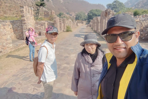 Jaipur: visite privée de Chand Baori et du fort de BhangarhVisite sans déjeuner