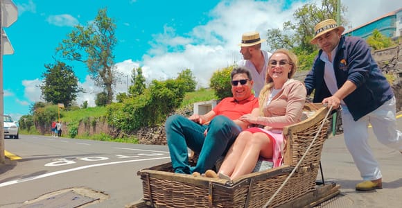 Funchal: Monte Toboggan and Old Town Tour by Tuk-Tuk