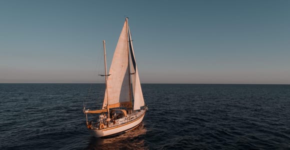Funchal: Private Sunset Sailing Charter on a Classic Yacht