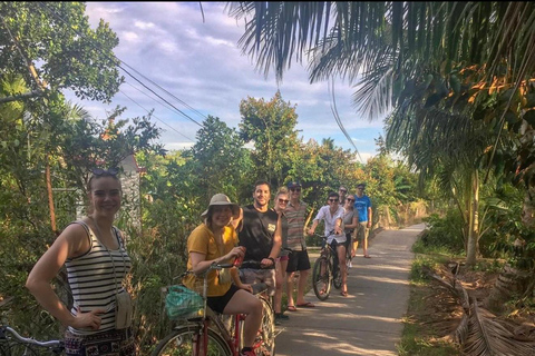 Hanoi Countryside Bike Tour: Rice Fields & Snake Village