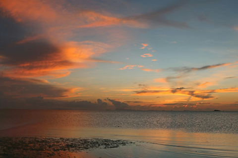 Phi Phi: Full Day by Longtail Boat with Sunset and Plankton