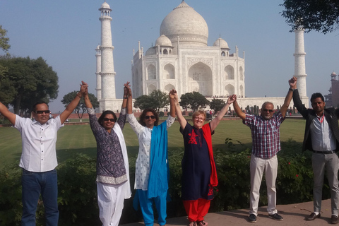 Desde Agra: Tour de un día por la ciudad de Agra con todo incluidoVisita de un día con guía turístico