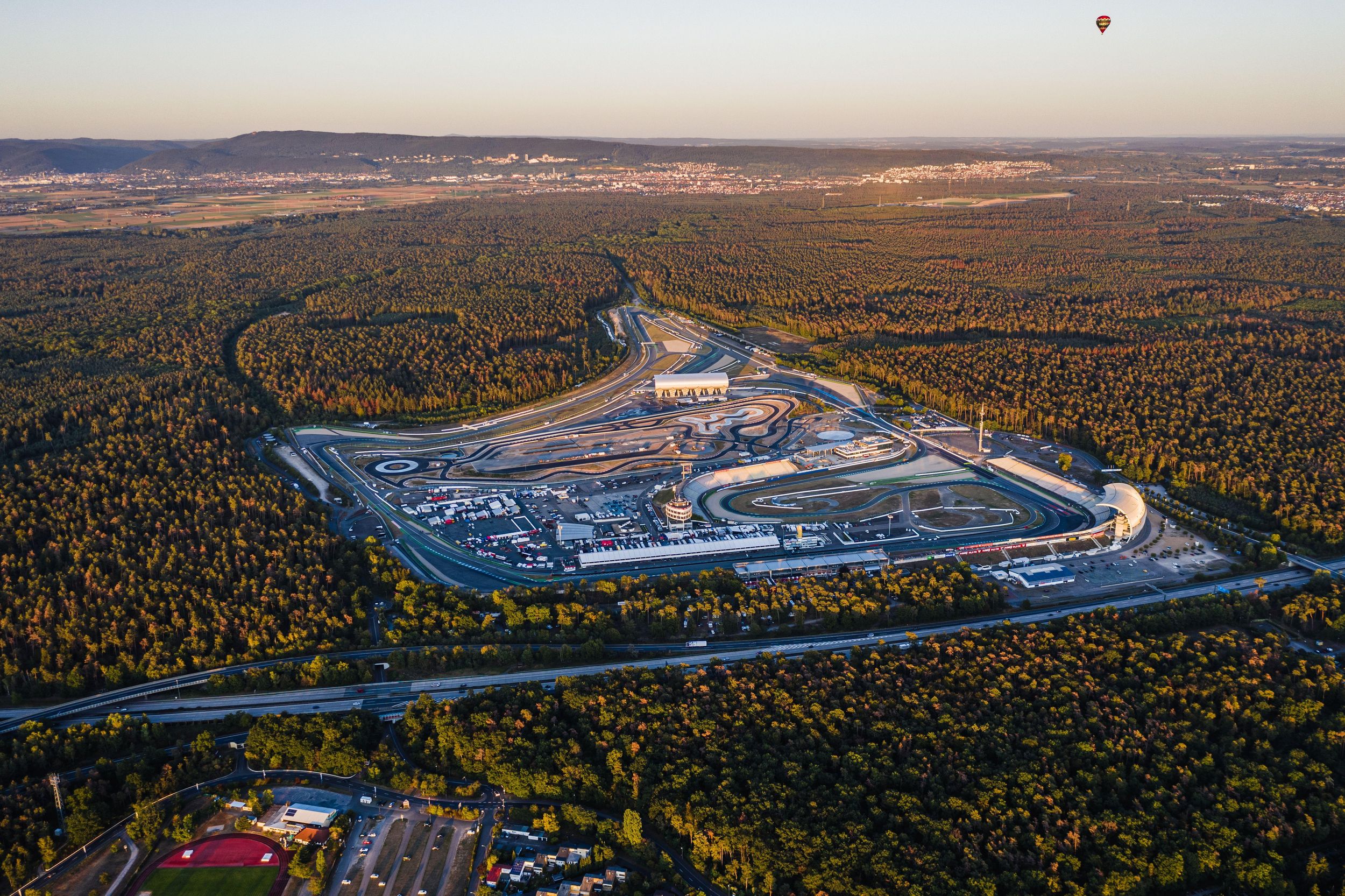Hockenheimring: Insider-Tour durch die legendäre Rennstrecke